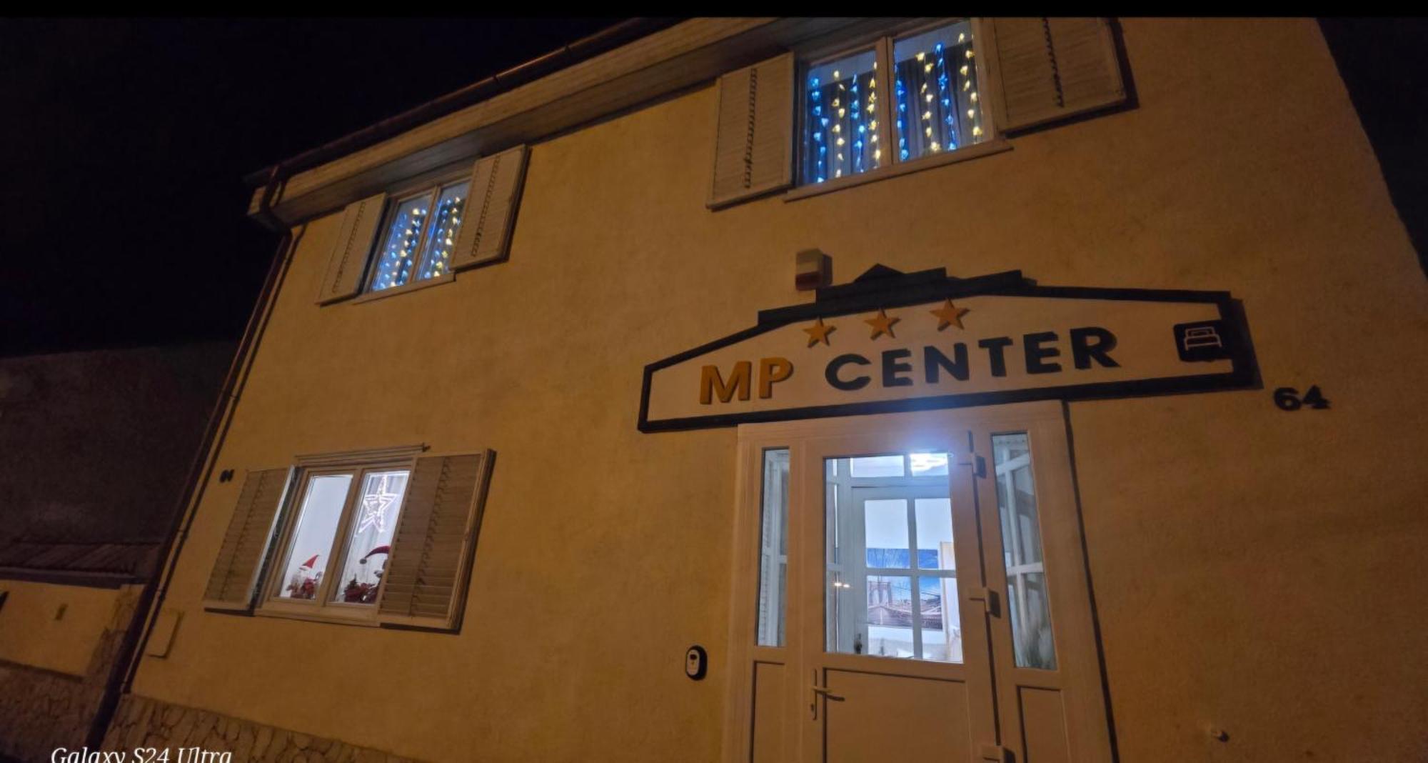 מישקולץ Mp Center Maganszallas מראה חיצוני תמונה
